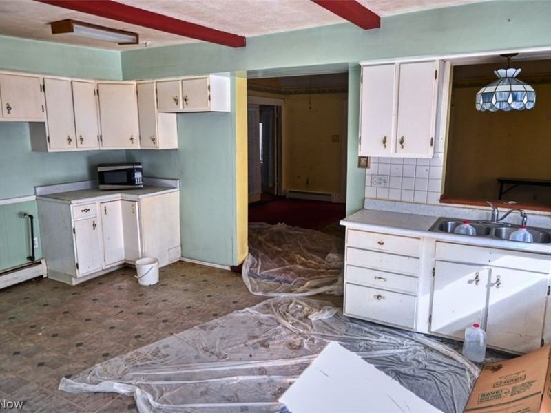 3556 Avon Lake Road, Litchfield, OH 44253 Photo 2