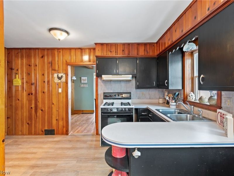 222 Olden Avenue, Coventry, OH 44319 Photo 20