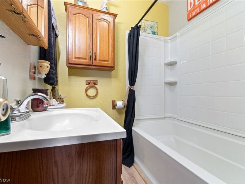 222 Olden Avenue, Coventry, OH 44319 Photo 23