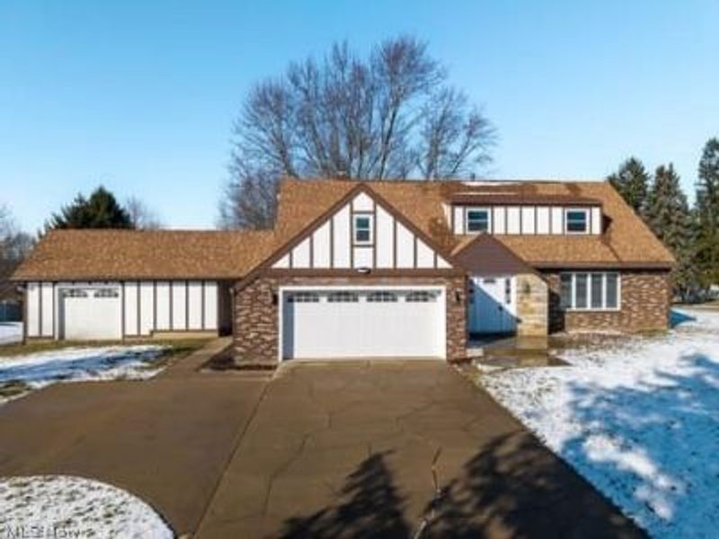 61 Hillside Drive, Dalton, OH 44618 Photo 1