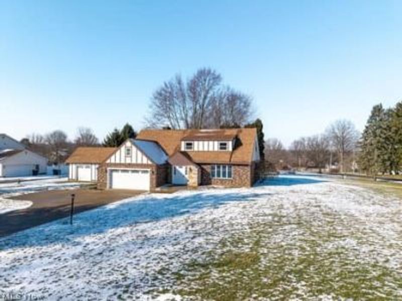 61 Hillside Drive, Dalton, OH 44618 Photo 2