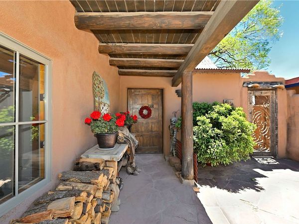 227 Rodriguez, Santa Fe, NM 87501
