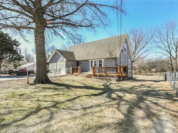 1200 S 81st Street, Kansas City, KS 66111