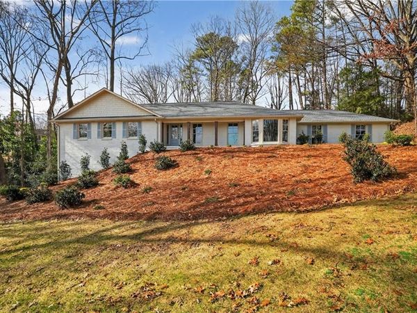 12080 Mountain Laurel Drive , Roswell, GA 30075