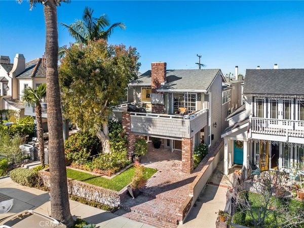 411 Goldenrod, Unit A, Corona Del Mar, CA 92625