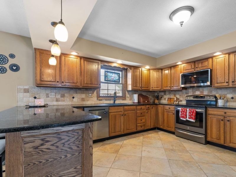 226 Sloboda Avenue, Ontario, OH 44906 Photo 20