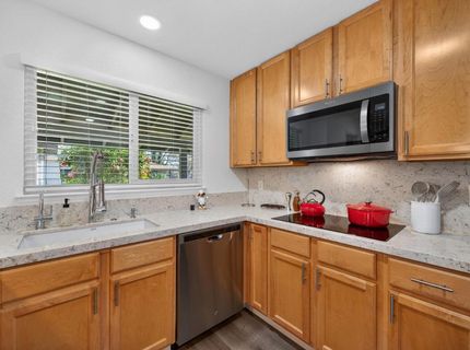 9149 Rundelay Way, Sacramento, CA 95826 Photo