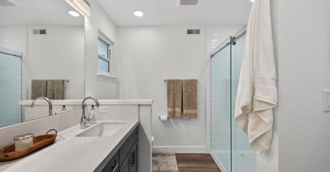 9149 Rundelay Way, Sacramento, CA 95826 Photo