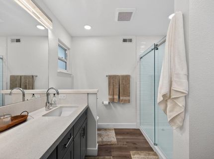 9149 Rundelay Way, Sacramento, CA 95826 Photo