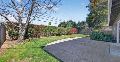 9149 Rundelay Way, Sacramento, CA 95826 Photo