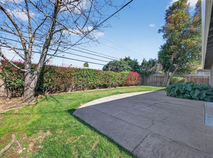 9149 Rundelay Way, Sacramento, CA 95826 Photo