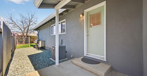 9149 Rundelay Way, Sacramento, CA 95826 Photo