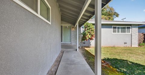 9149 Rundelay Way, Sacramento, CA 95826 Photo