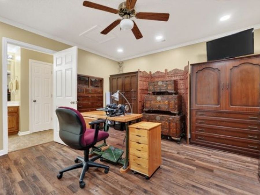 Property Image 29