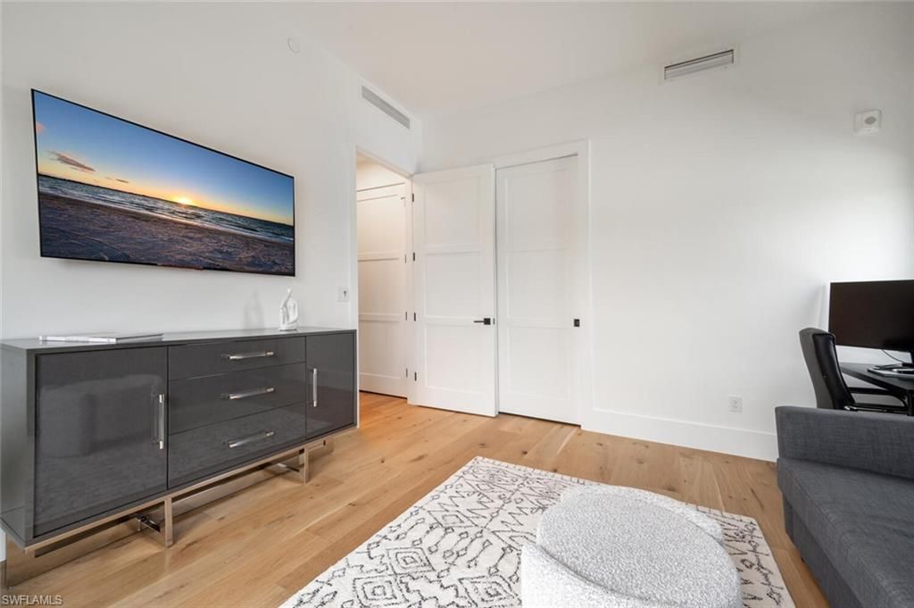 850 Central Ave , Unit 311, Naples, FL 34102 Photo