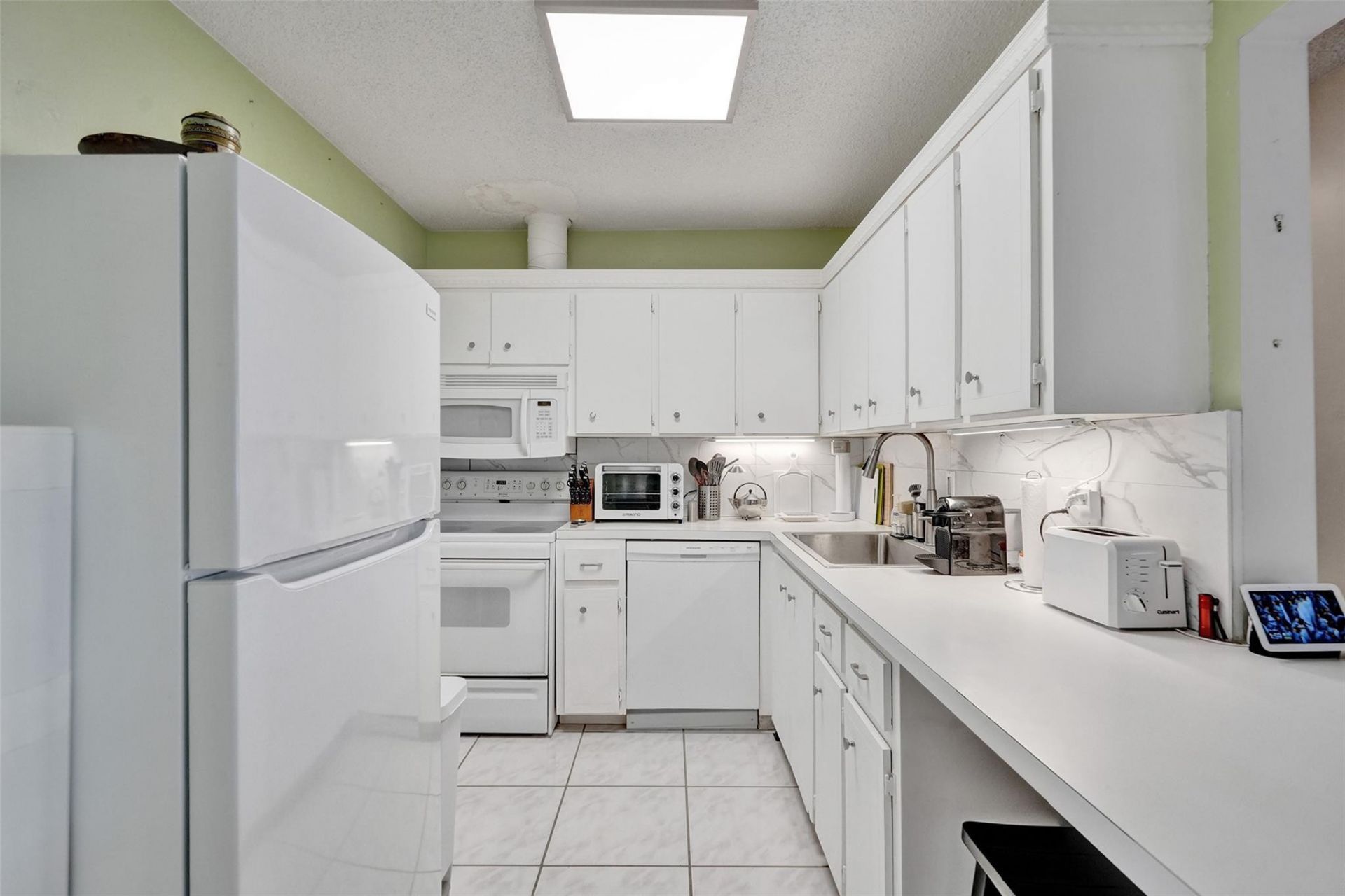 6750 NE 21st Road, Unit 123, Fort Lauderdale, FL 33308 Photo