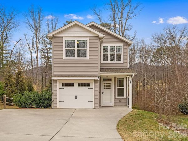 57 Parrot Road , Candler, NC 28715