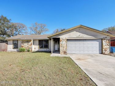 12227 CHIPPENHAM Court, Jacksonville, FL 32225