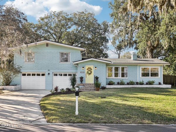 1911 TANGLEWOOD Road, Jacksonville Beach, FL 32250