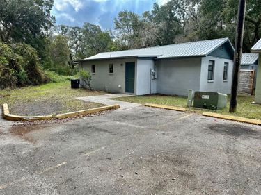 651 NE WALDO ROAD , GAINESVILLE, FL 32641