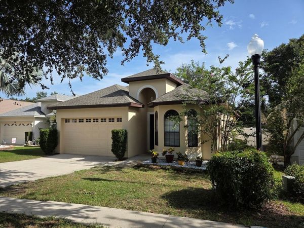 10308 PEBBLESTONE COURT , LEESBURG, FL 34788