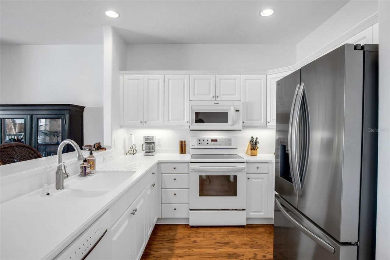 9203 Midnight Pass Road, Unit 2, Sarasota, FL 34242 Photo