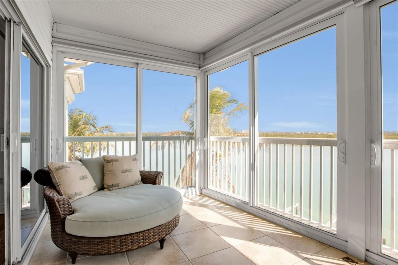 9203 Midnight Pass Road, Unit 2, Sarasota, FL 34242 Photo