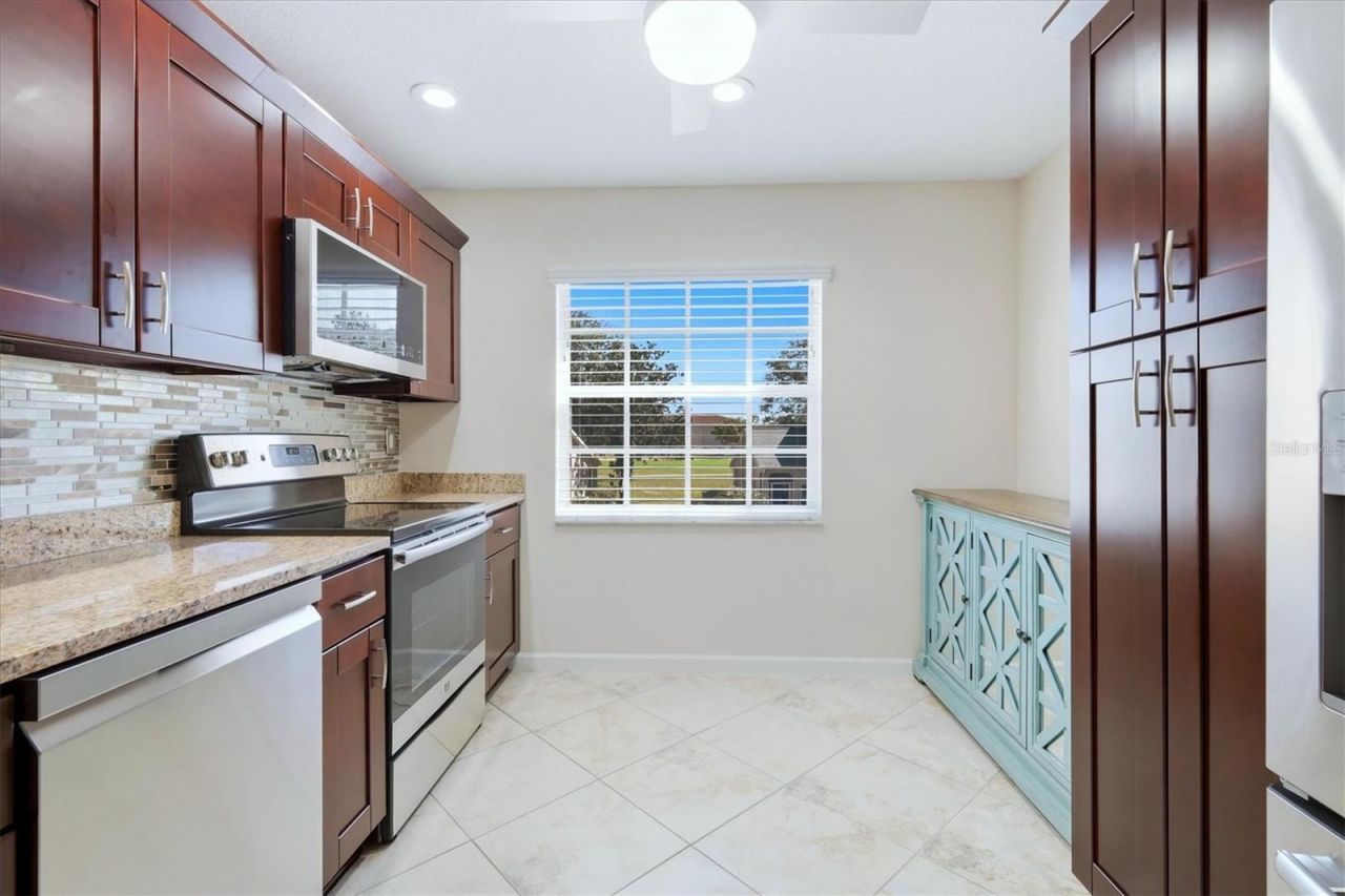 5442 Fair Oaks Street, Unit 12C, Bradenton, FL 34203 Photo