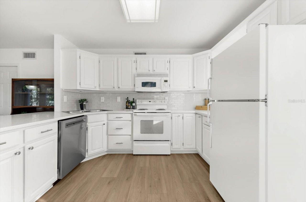 408 Georgia Avenue , Crystal Beach, FL 34681 Photo