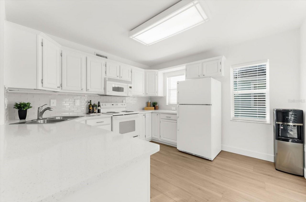 408 Georgia Avenue , Crystal Beach, FL 34681 Photo