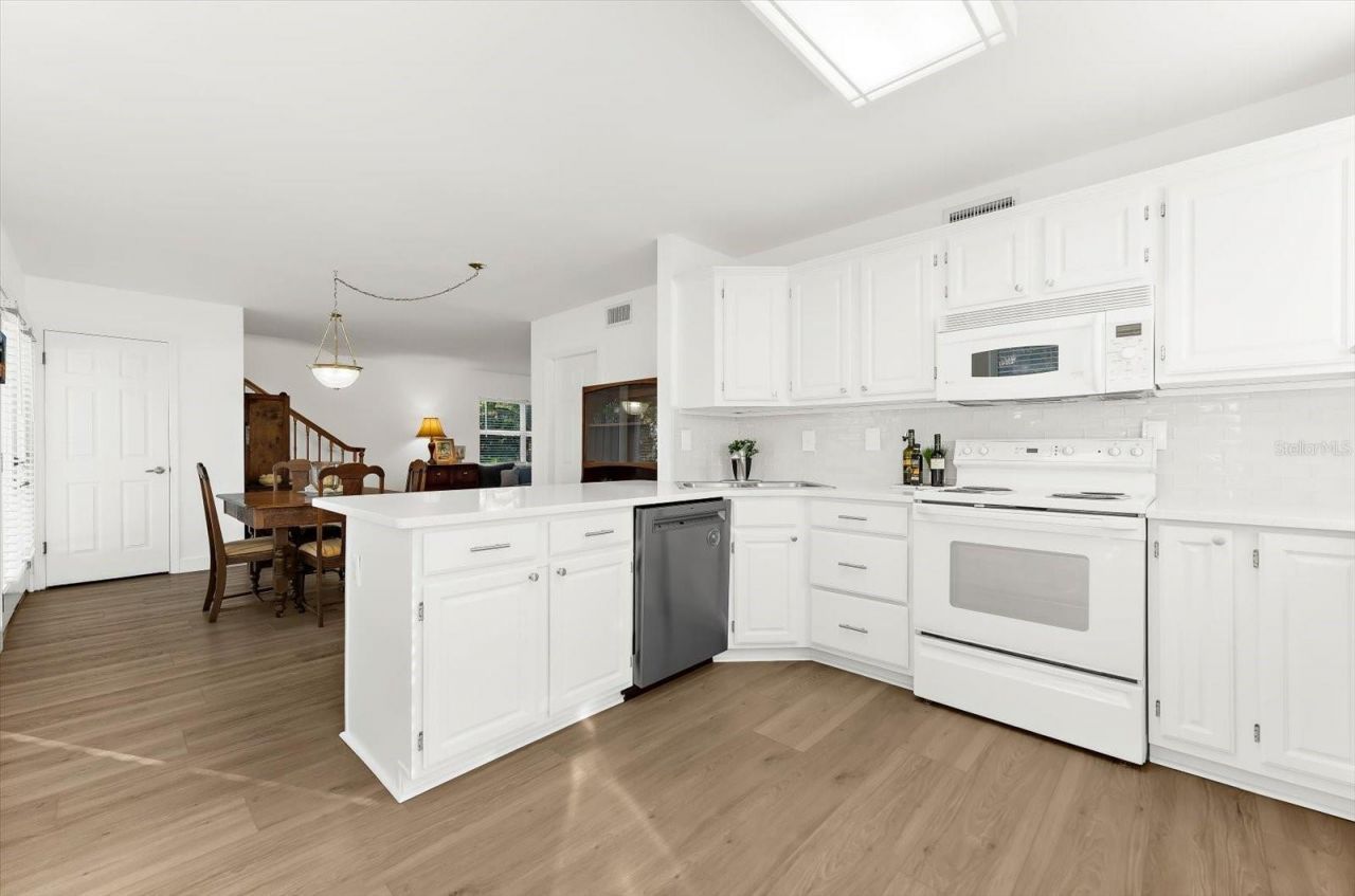 408 Georgia Avenue , Crystal Beach, FL 34681 Photo