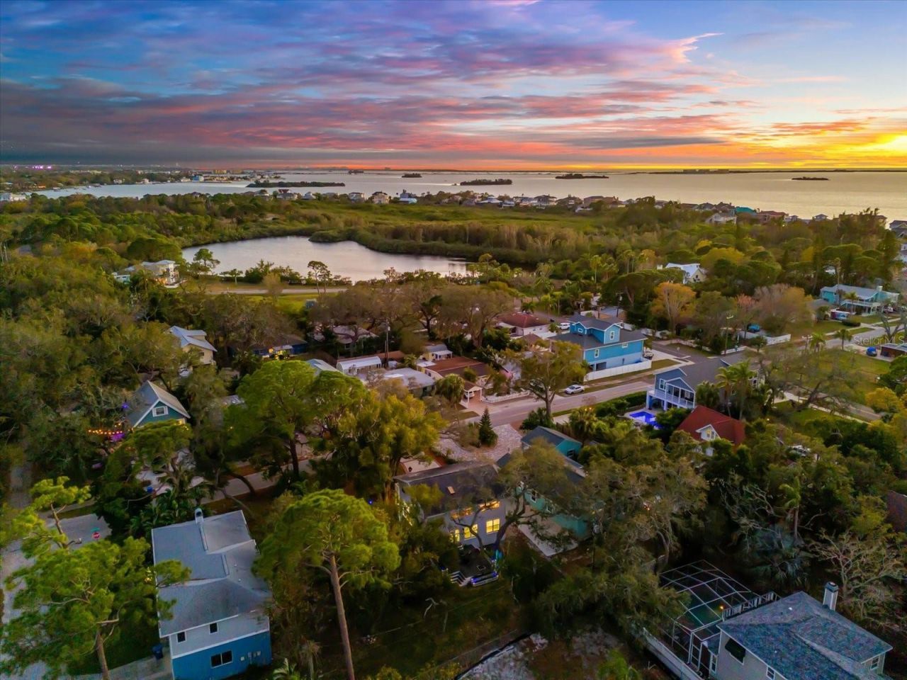 408 Georgia Avenue , Crystal Beach, FL 34681 Photo