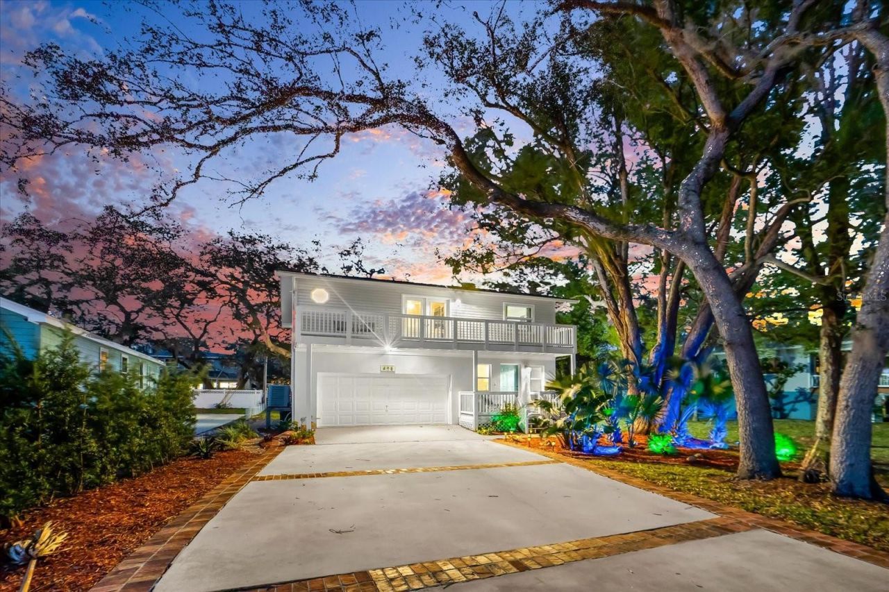 408 Georgia Avenue , Crystal Beach, FL 34681 Photo