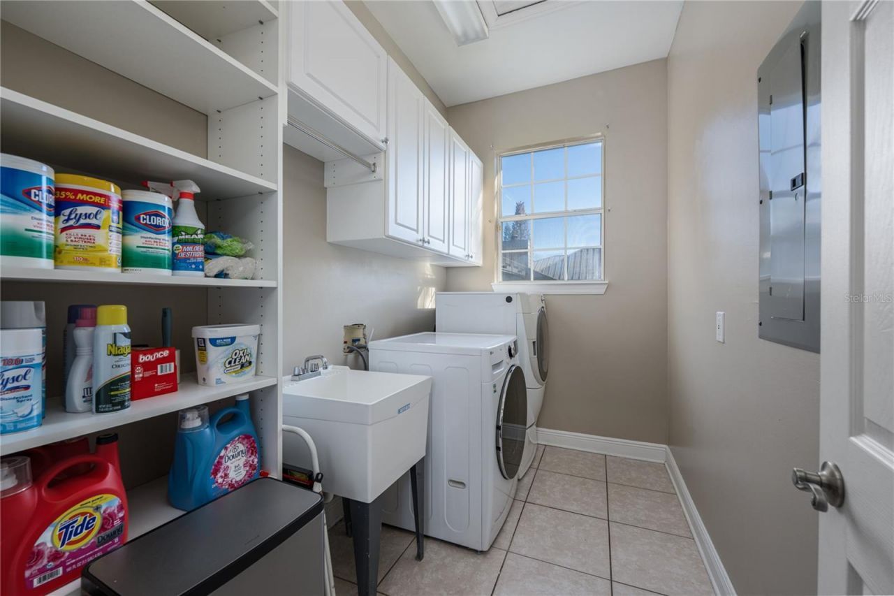 1845 Gerda Terrace, Orlando, FL 32804 Photo