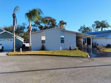 241 LAKE TROUT , DAVENPORT, FL 33897