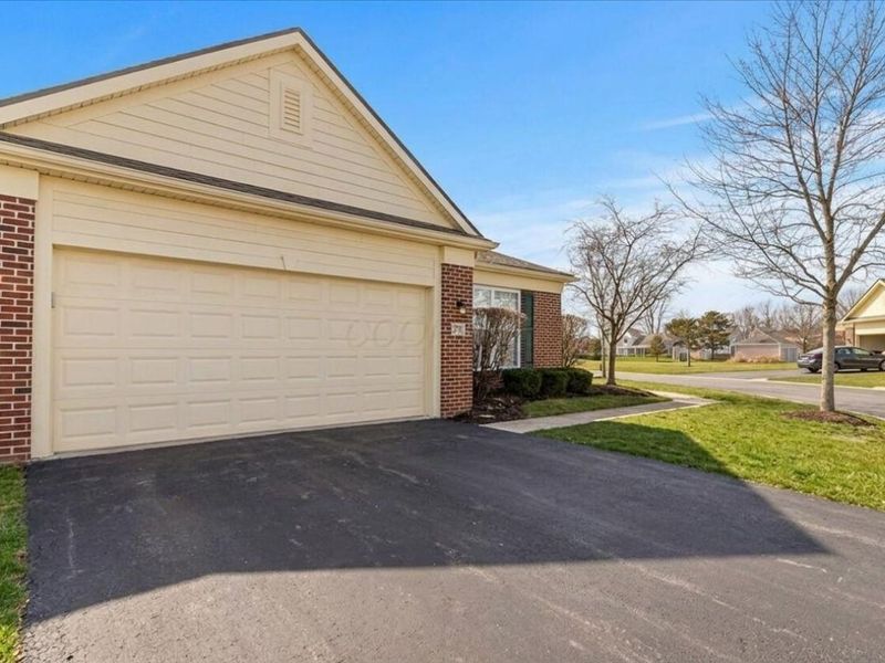 5791 Burke Circle, Unit 1103, New Albany, OH 43054 Photo 2