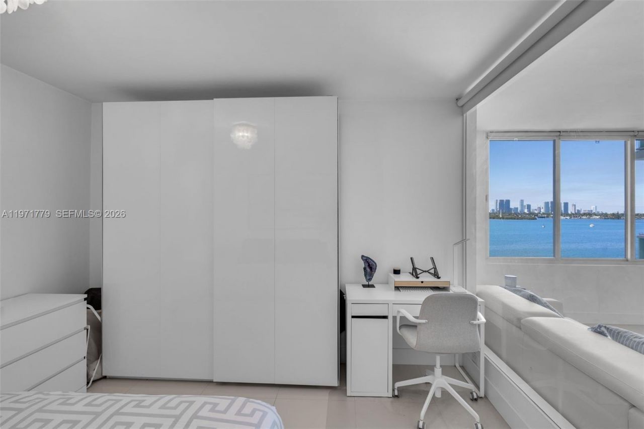 1000 West Ave , Unit 721, Miami Beach, FL 33139 Photo