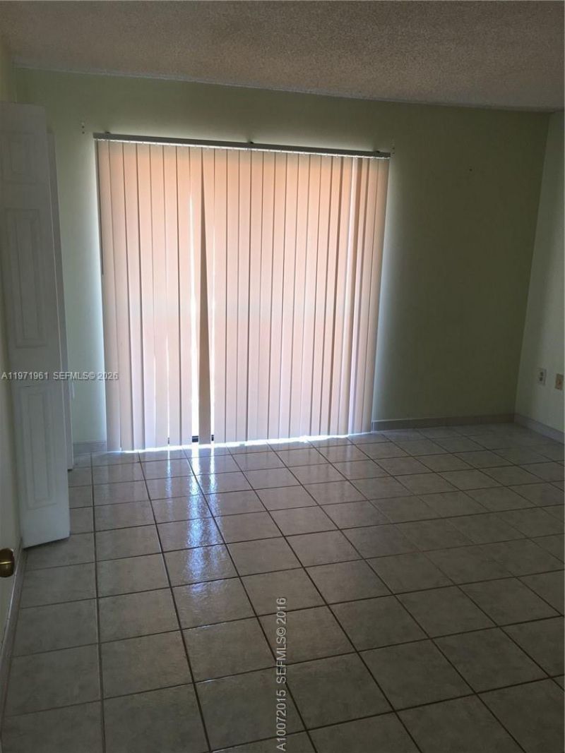 2162 W 60th St , Unit 14208, Hialeah, FL 33016 Photo