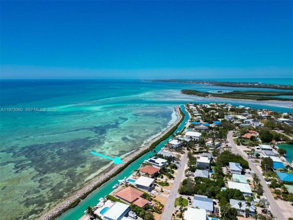 250 W Seaview Circle, Duck, FL 33050