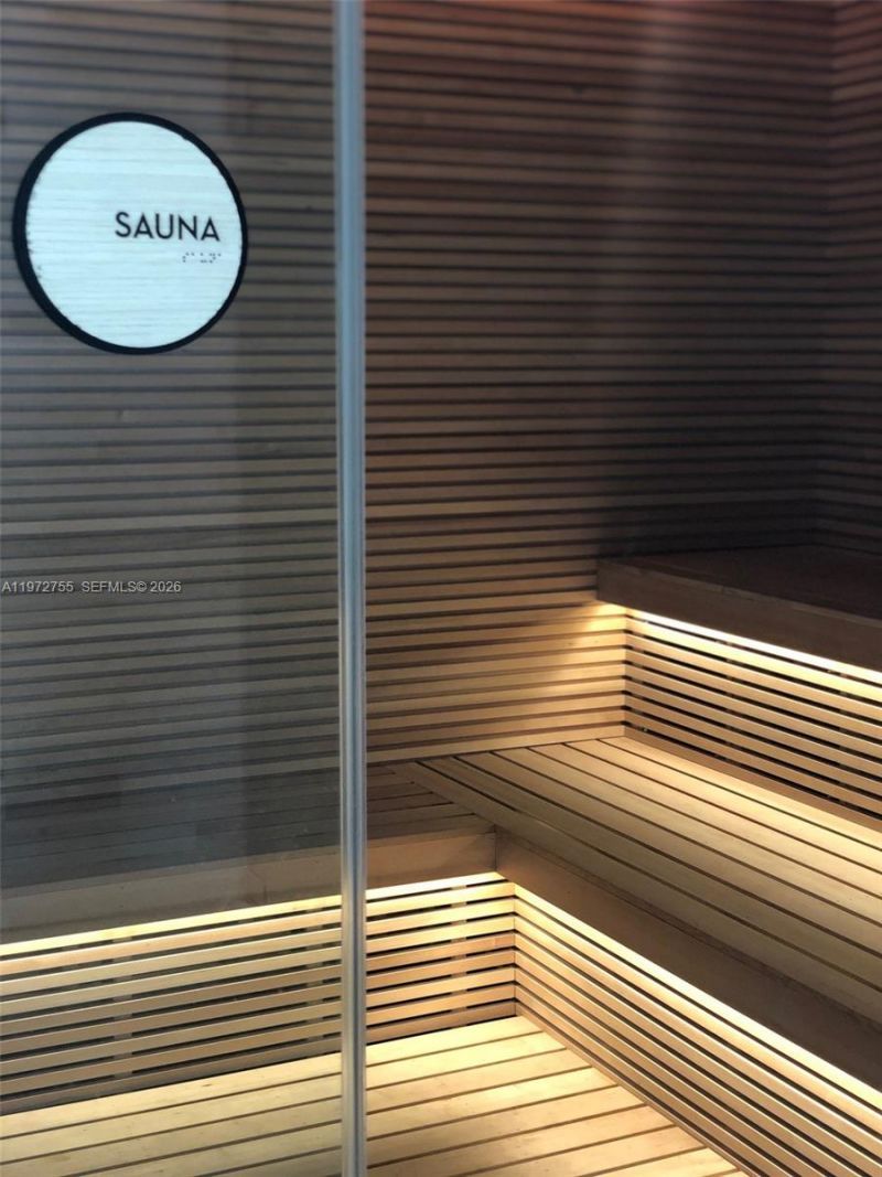 3131 NE 7th Ave , Unit 2301, Miami, FL 33137 Photo