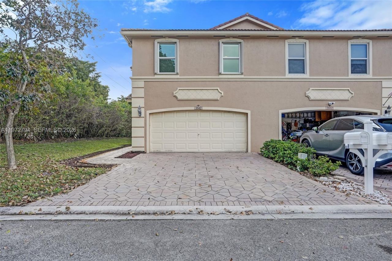 3542 Santa Fe Pl, Coconut Creek, FL 33073 Photo