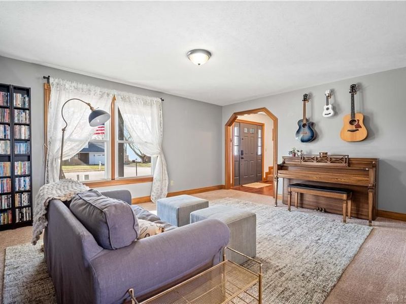 80 Elkins Lane, Springboro, OH 45066 Photo 2