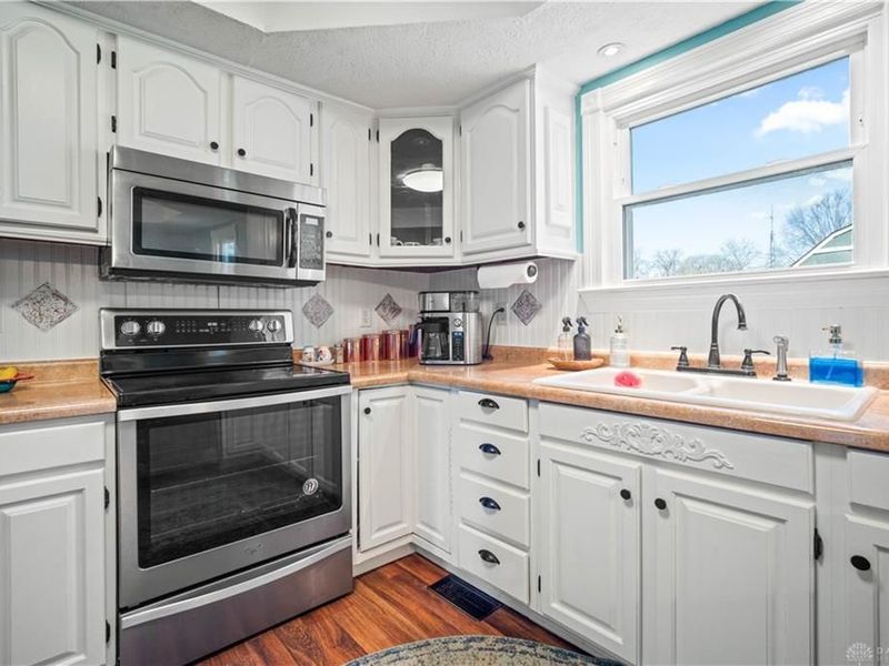 80 Elkins Lane, Springboro, OH 45066 Photo 7