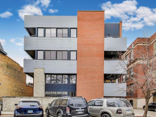 4410 N Troy Street, Unit 301, Chicago, IL 60625