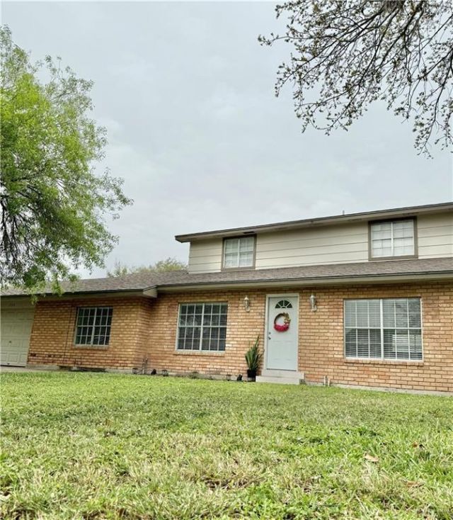 1725 Peach Tree Court, Harlingen, TX 78550 Main Photo