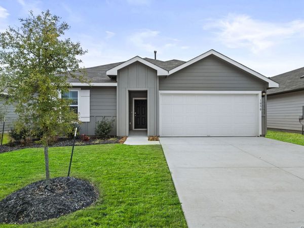 1050 Argonne Forest, Seguin, TX 78155