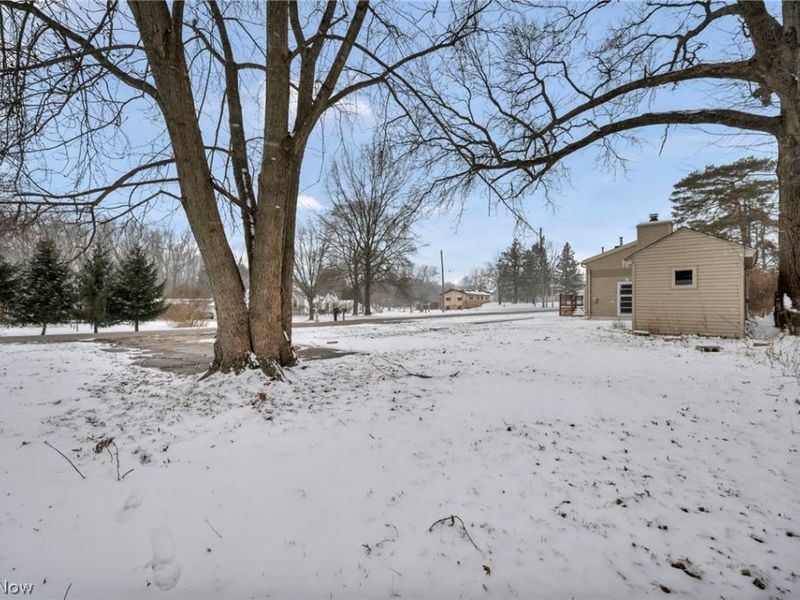 99 Meadowridge Road, Mogadore, OH 44260 Photo 23