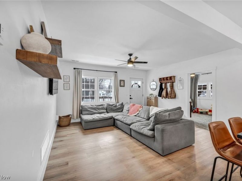 99 Meadowridge Road, Mogadore, OH 44260 Photo 5