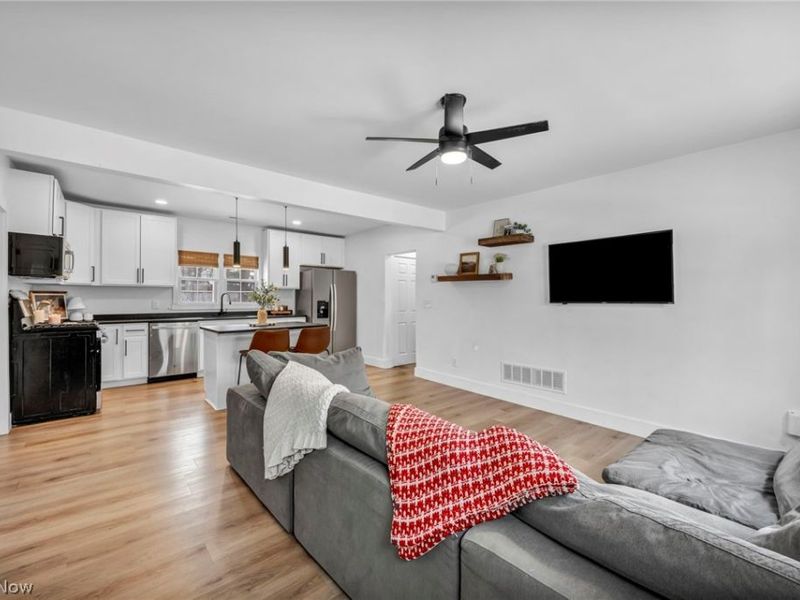 99 Meadowridge Road, Mogadore, OH 44260 Photo 7