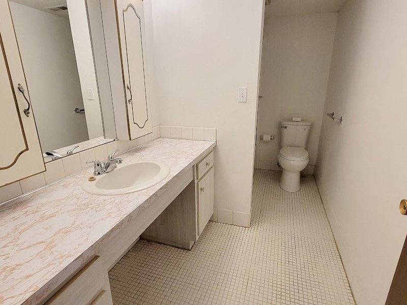 4179 Columbia Road, Unit 213, North Olmsted, OH 44070 Photo 12